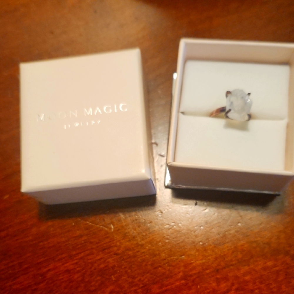 Rise Gold Ring with Clear Stone